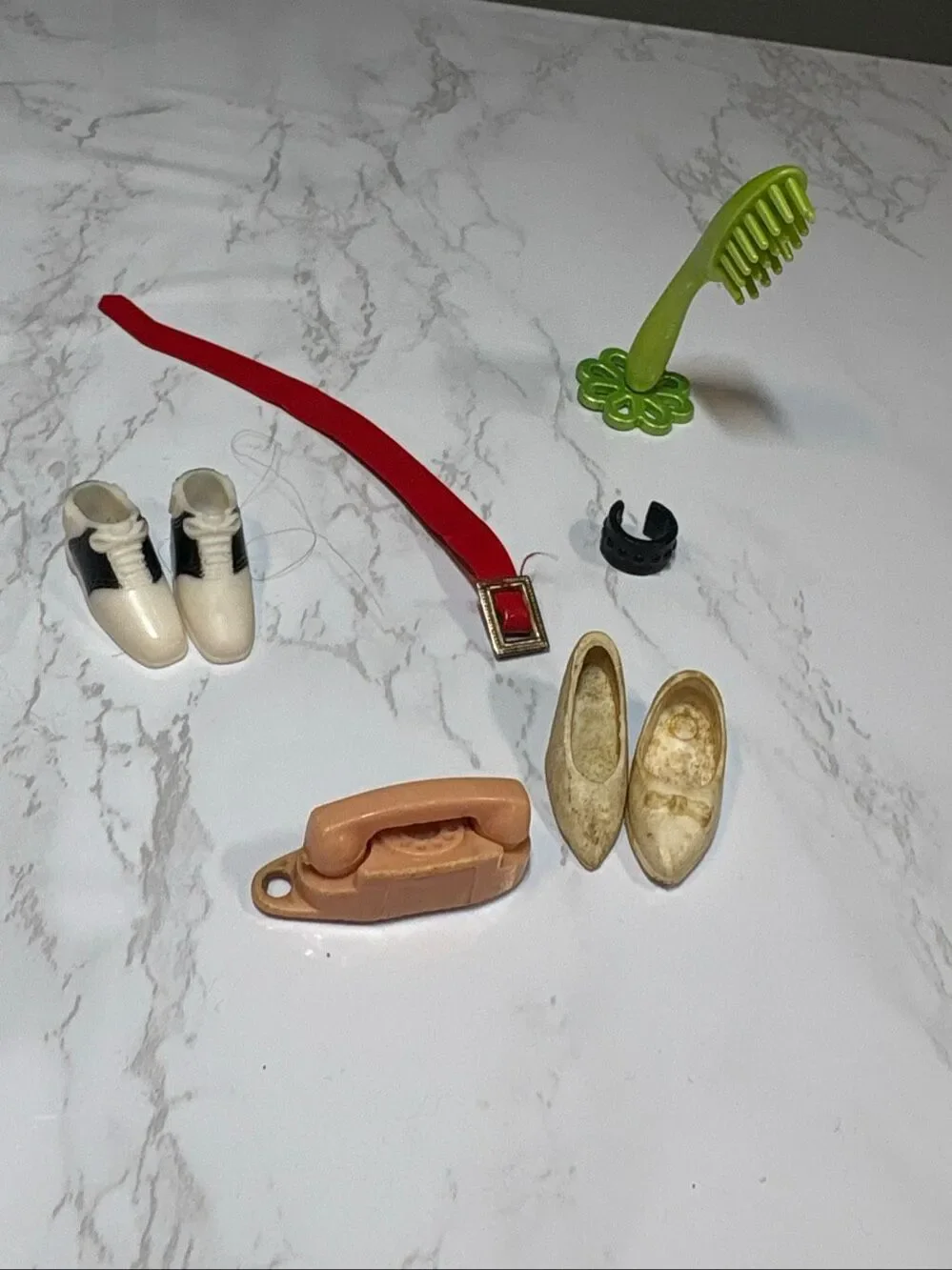 Vintage Barbie accessories